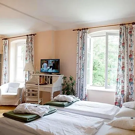 فندق Landsitz Pichlschloss Neumarkt in Steiermark
