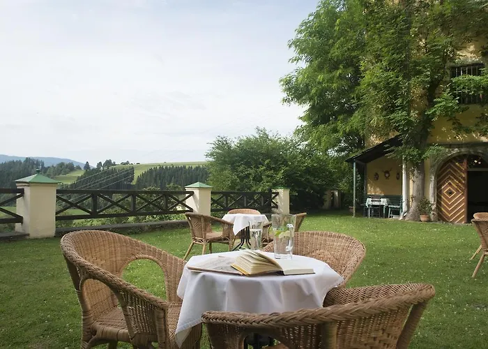 Landsitz Pichlschloss فندق Neumarkt in Steiermark